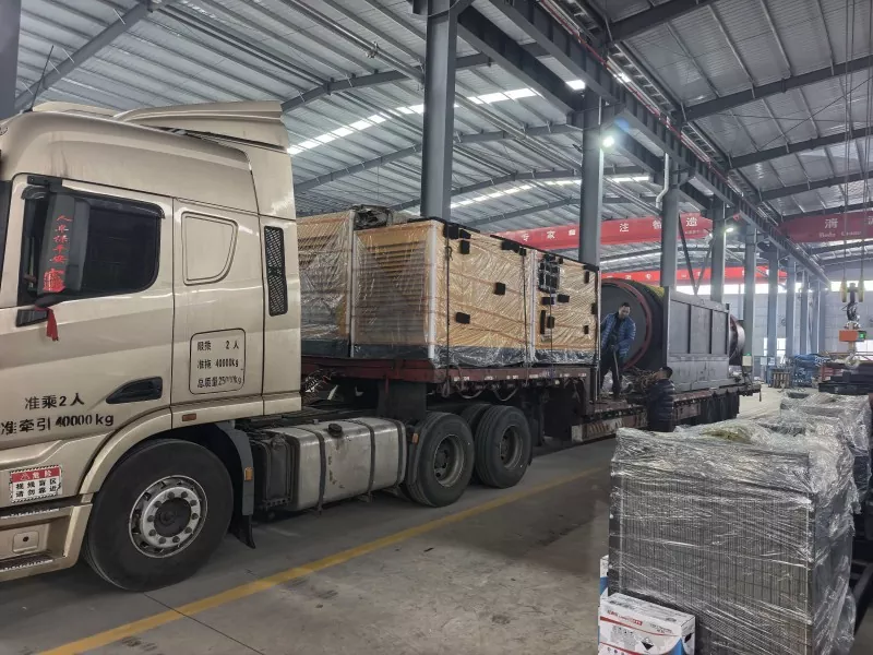 Jinqi Mining Machinery აგზავნის ბარაბნის გამყოფი და დამხმარე აღჭურვილობის პარტიას რუსეთში